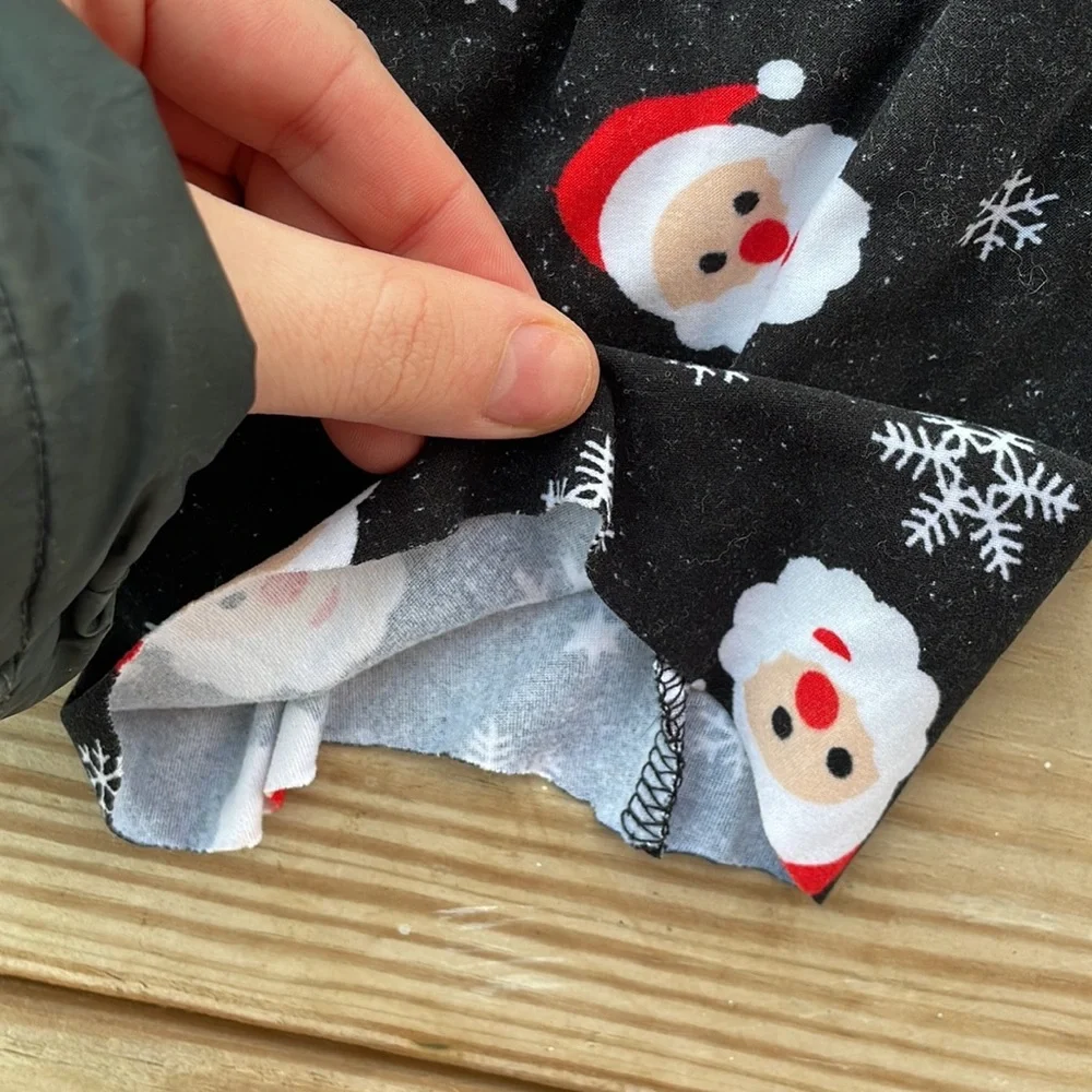 Santa Snowflake Print Bike Shorts